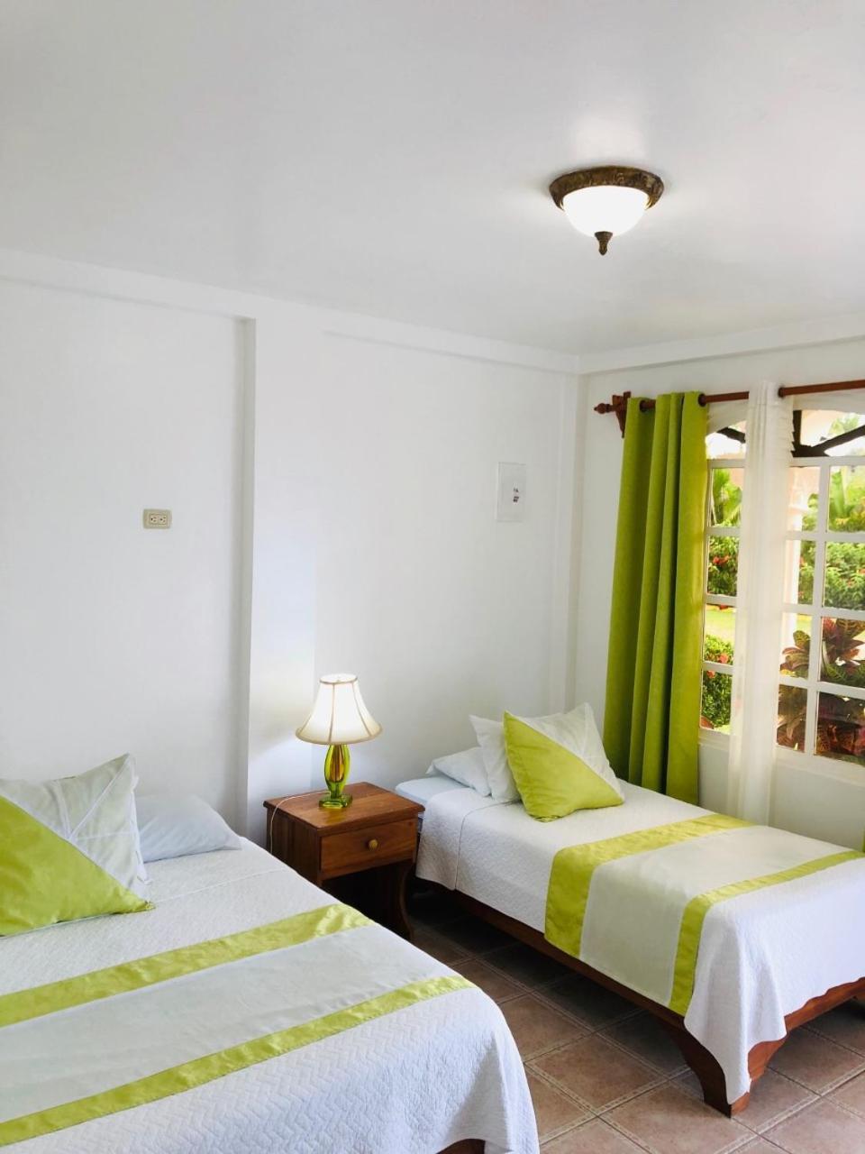 Hotel Andrea Neily Kültér fotó