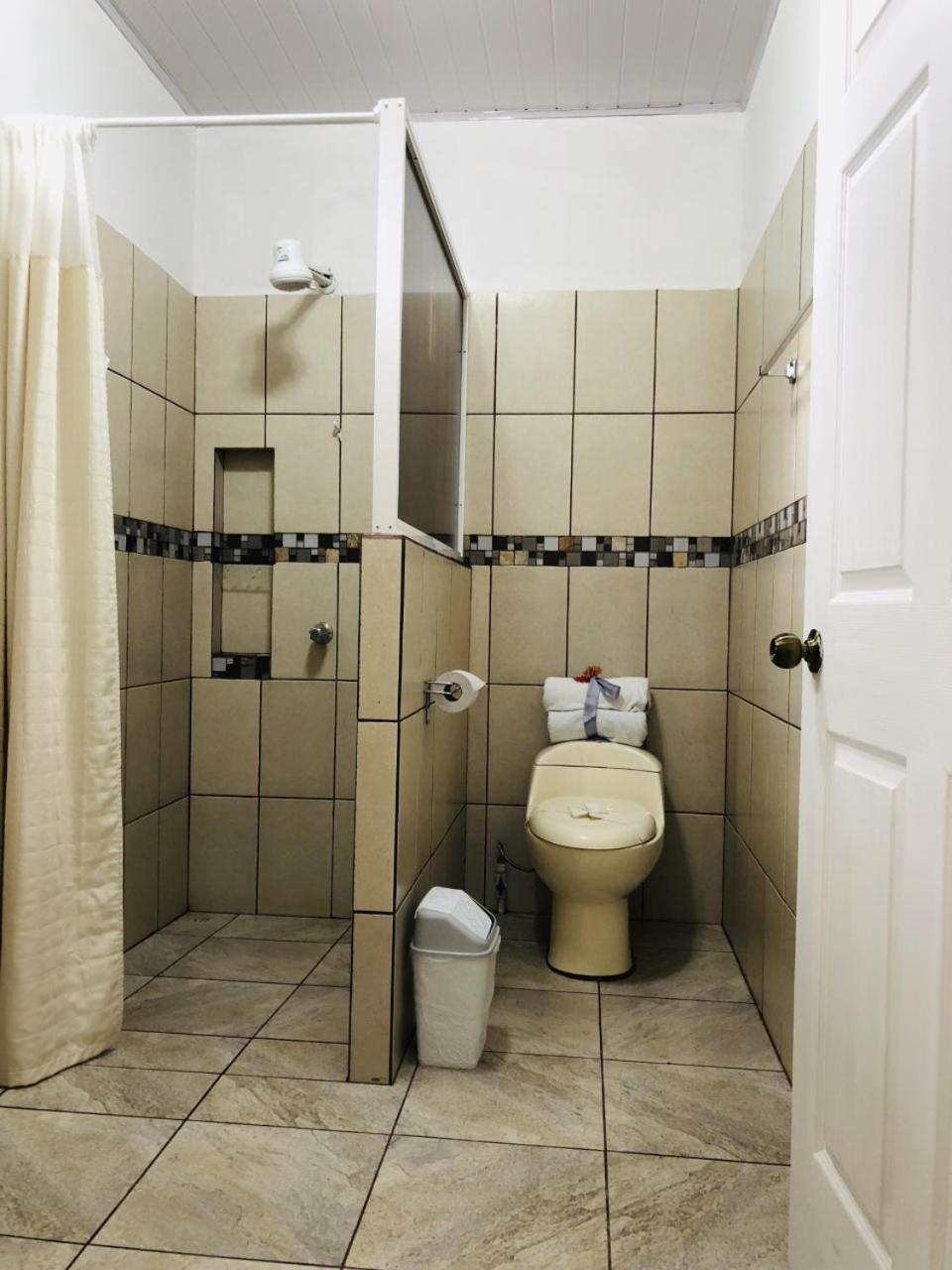 Hotel Andrea Neily Kültér fotó