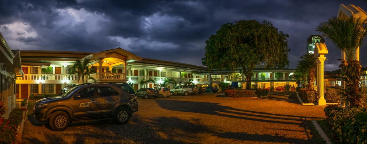 Hotel Andrea Neily Kültér fotó