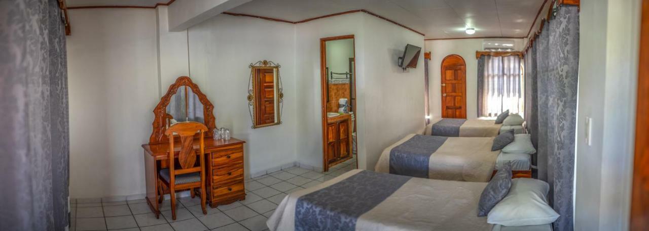 Hotel Andrea Neily Kültér fotó